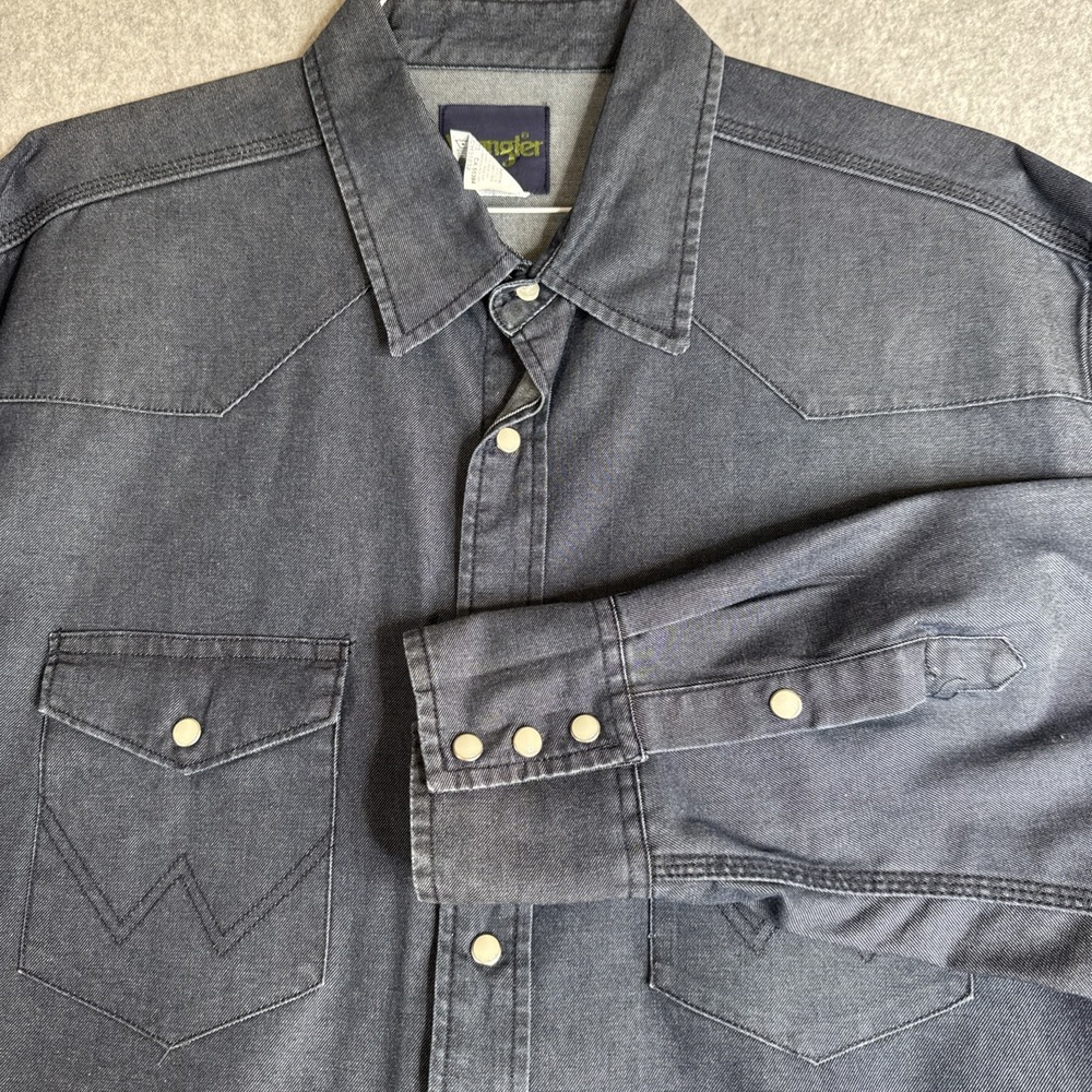 Wrangler Western Shirt Mens XL Dark Blue Denim Pearl Snap Cowboy Long Sleeve EUC